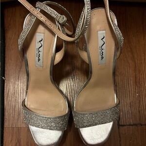 Nina Women's Silver Strappy Sandals